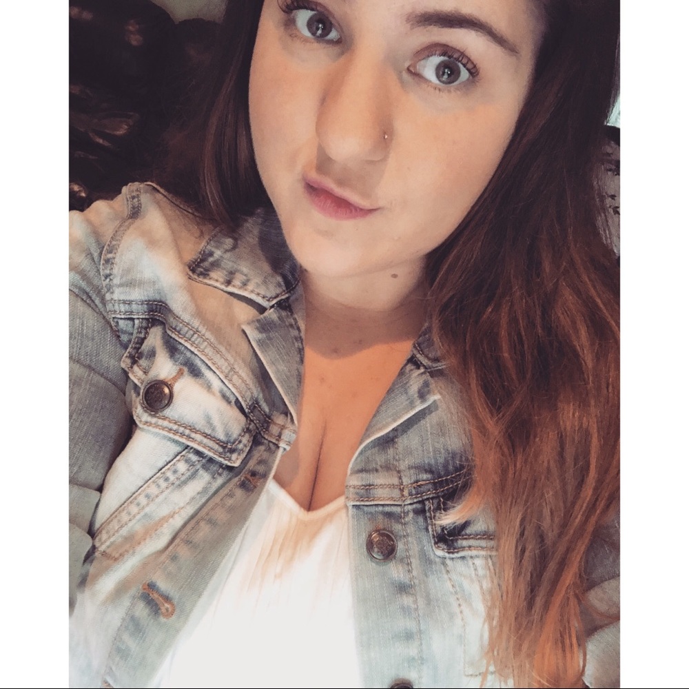 Meet your Posher, Hannah